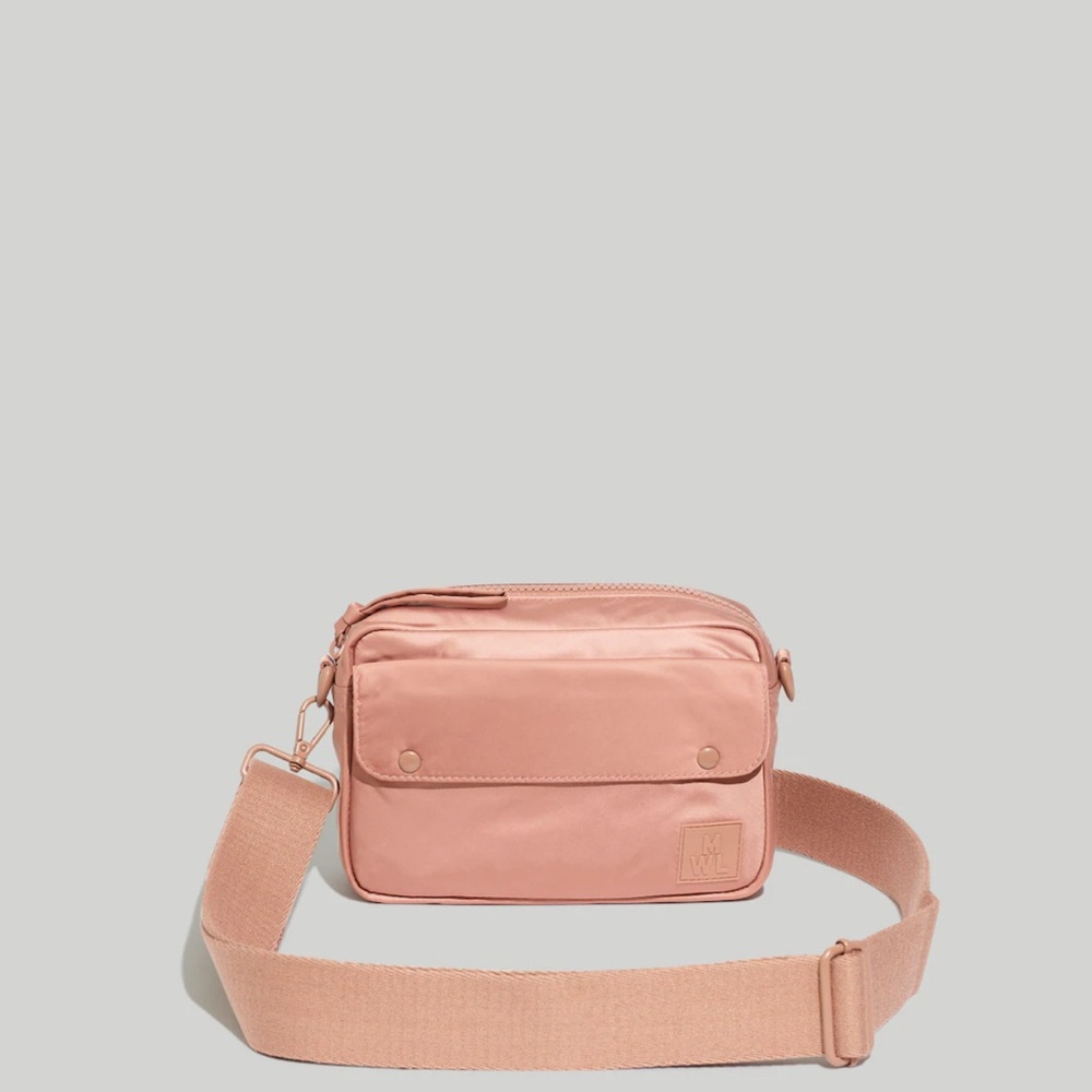 Madewell nylon camera bag. Dusty pink